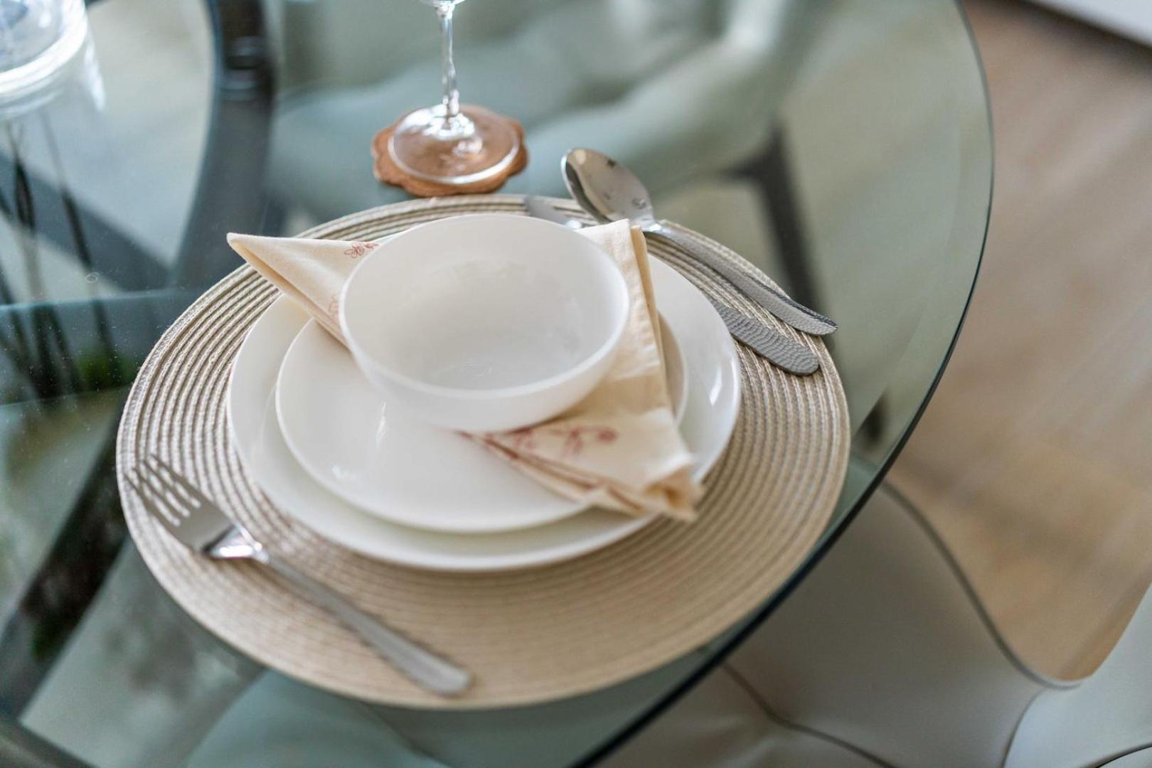 Guetready - Upscale Living At Palace Apartment
